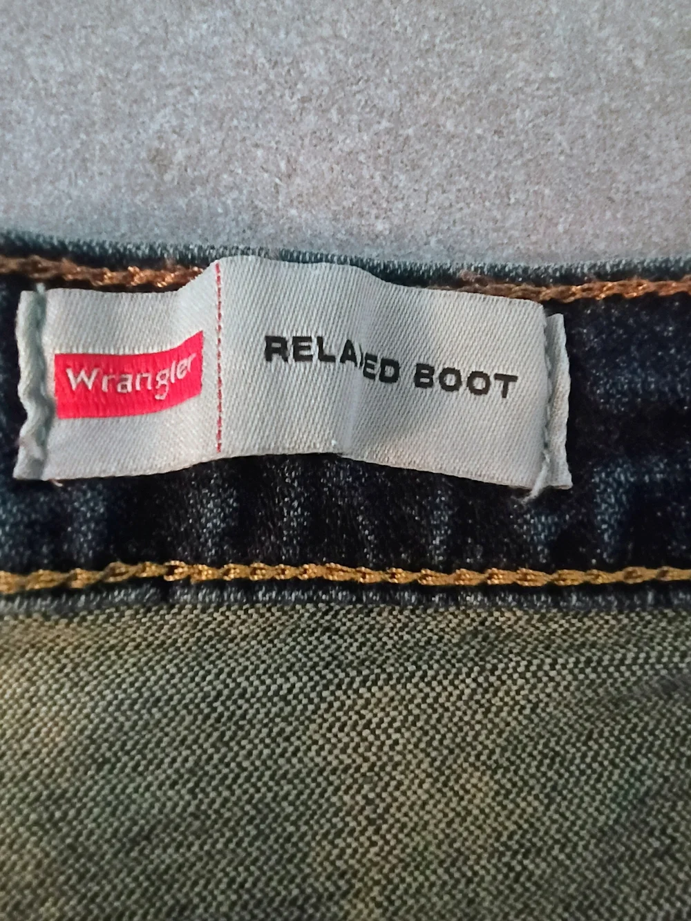 Wrangler Relaxed Boot Jeans Mens 40x30 Medium Wash Stretch Denim Bootcut Classic